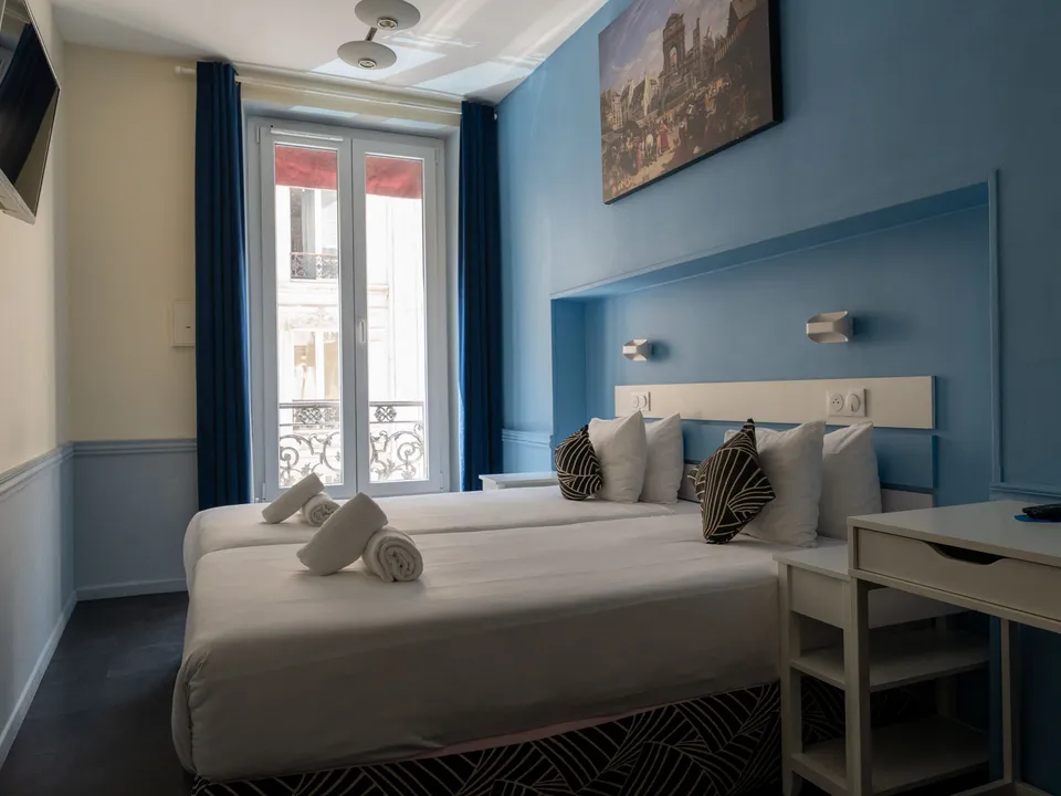 Twin — Hôtel Apollo Opéra